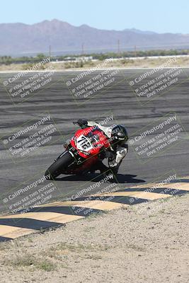 media/Jan-16-2026-CVMA Friday Practice (Fri) [[6f2bf47531]]/4-Racer 3-NRS/Session 3 (Bowl)/